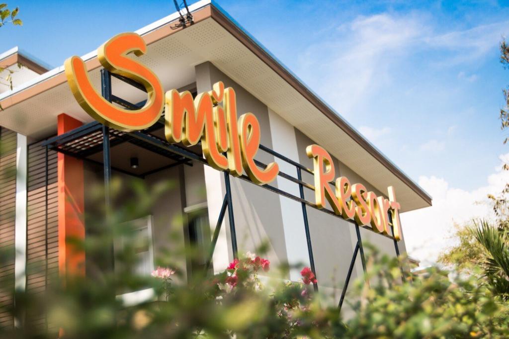 Smile Resort Buriram Exterior photo